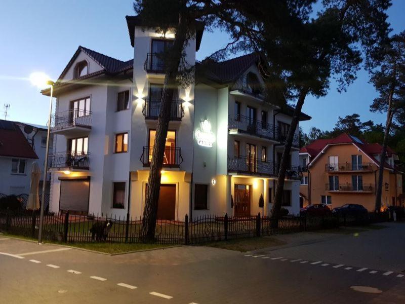 Villa Carmen เมียนซีวอเจีย ภายนอก รูปภาพ